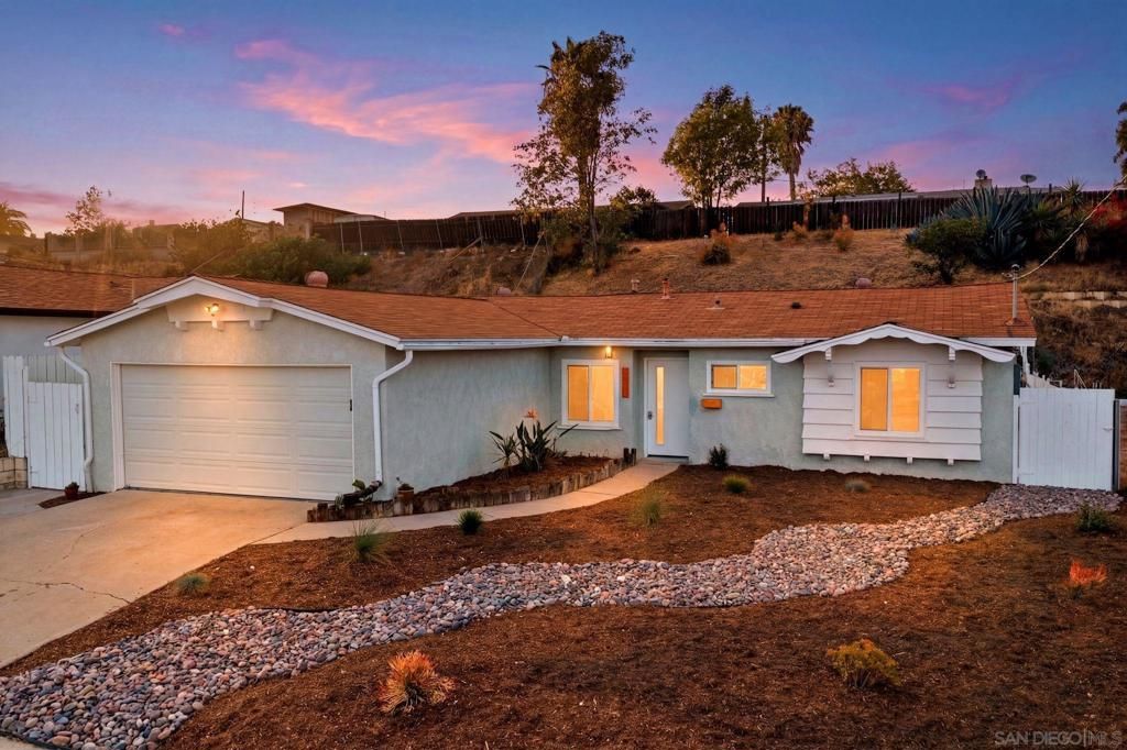 Image 24 of property listing at 8832 Greenridge Ave, Spring Valley, CA 91977