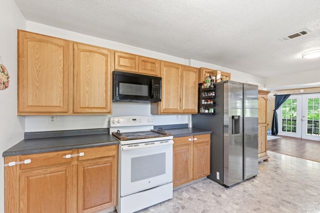 99 Copperhead Road, Blairsville, GA 30512