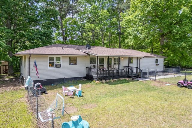99 Copperhead Road, Blairsville, GA 30512