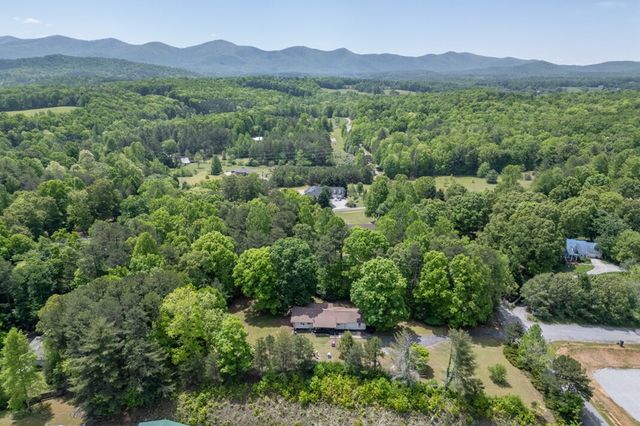 99 Copperhead Road, Blairsville, GA 30512