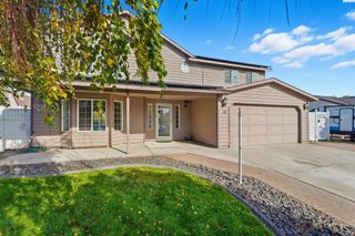 16 W 48th Ave, Kennewick, WA 99337