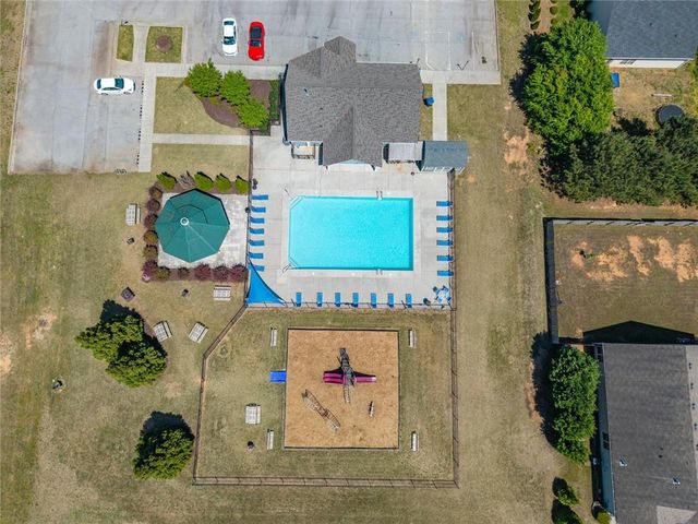 623 Nonsuch Way, Winder, GA 30680