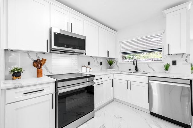 2376 CITRUS HILL ROAD, Palm Harbor, FL 34683