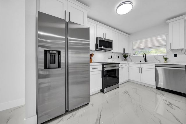 2376 CITRUS HILL ROAD, Palm Harbor, FL 34683