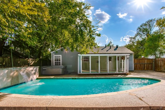 1806 Lakeland Drive, Dallas, TX 75218