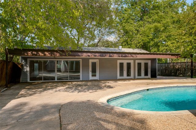 1806 Lakeland Drive, Dallas, TX 75218