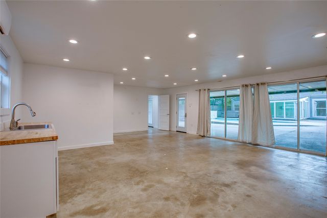 1806 Lakeland Drive, Dallas, TX 75218