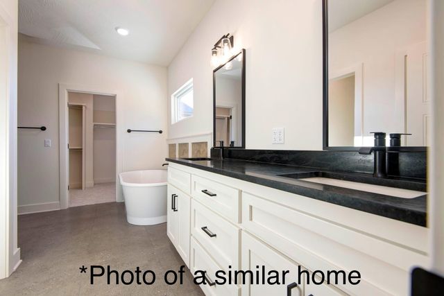 5786 S Brightwater Trail, Springfield, MO 65810