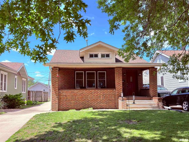 1809 S STATE Street, Springfield, IL 62704