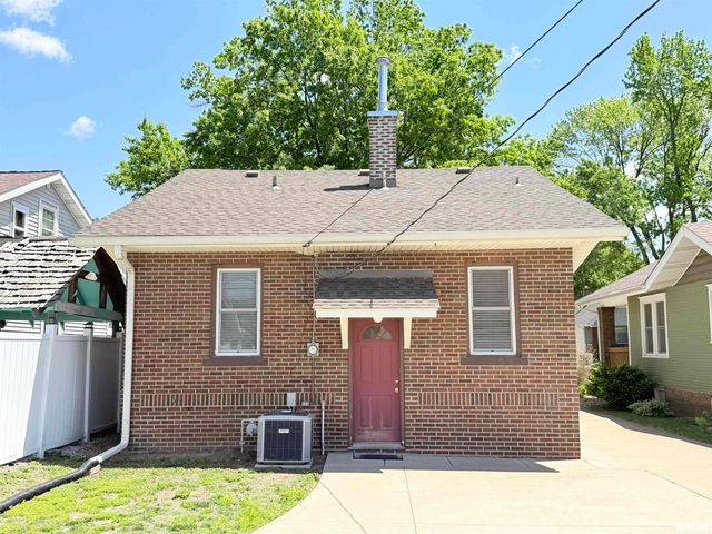 1809 S STATE Street, Springfield, IL 62704