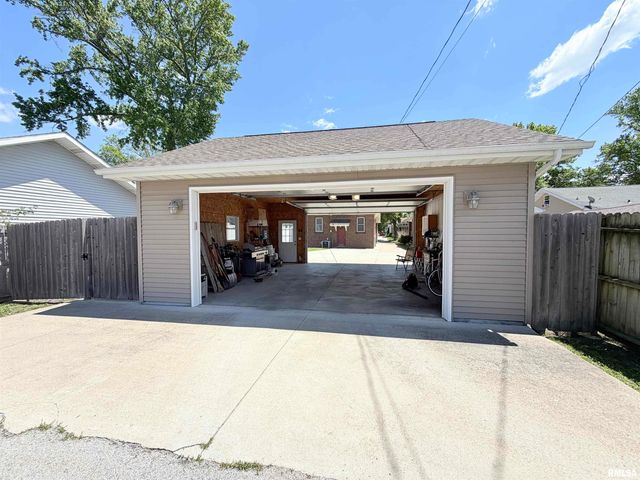 1809 S STATE Street, Springfield, IL 62704