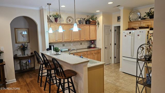 236 Ganega Tr, Vonore, TN 37885