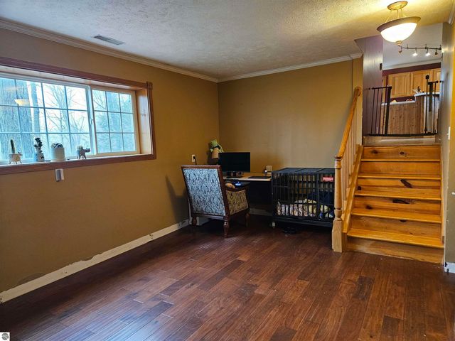 2475 E Potter Road, Traverse City, MI 49696