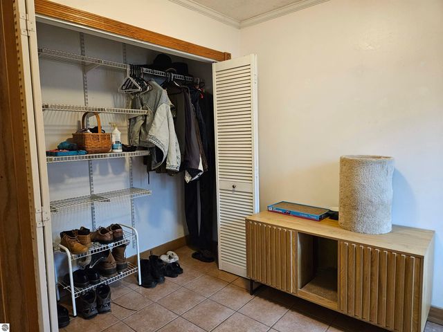 2475 E Potter Road, Traverse City, MI 49696