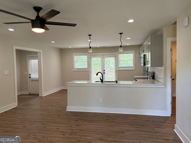 3826 S Ridge Drive, Lithia Springs, GA 30122