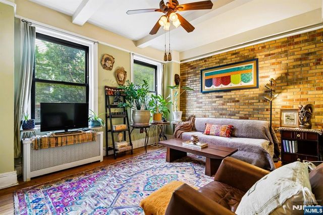 375 Mount Prospect 1AW, Newark, NJ 07104