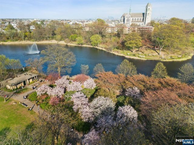 375 Mount Prospect 1AW, Newark, NJ 07104