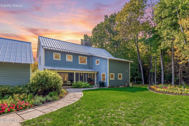 4 Lester Lane, Greenfield, NY 12850