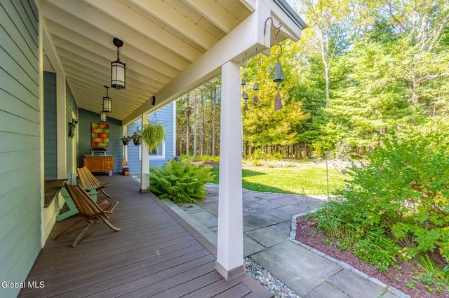 4 Lester Lane, Greenfield, NY 12850