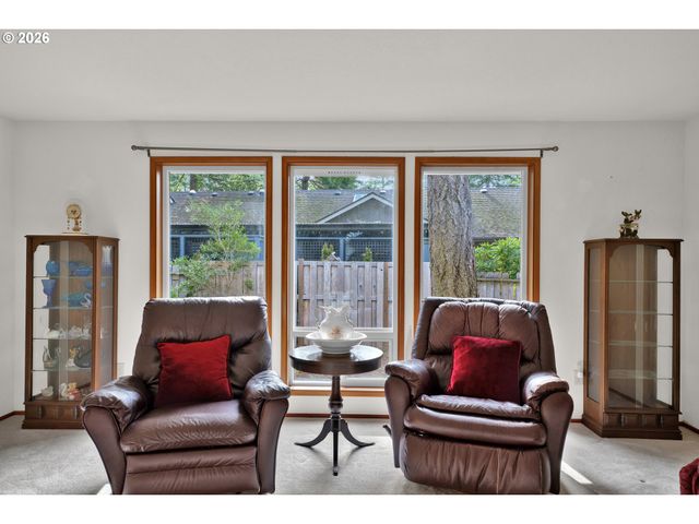 2356 N 22ND Ct, Florence, OR 97439