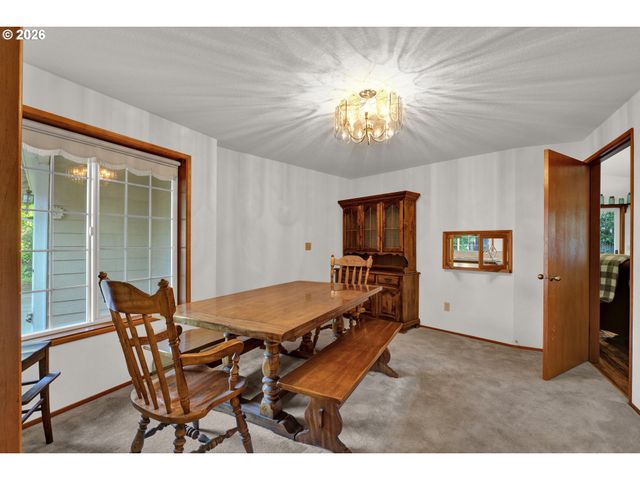 2356 N 22ND Ct, Florence, OR 97439