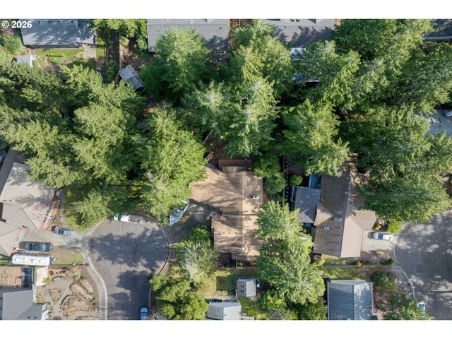 2356 N 22ND Ct, Florence, OR 97439