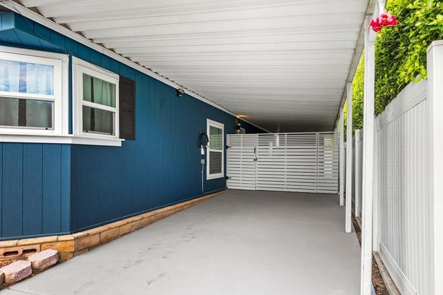 315 Kona Lane, Palm Springs, CA 92264