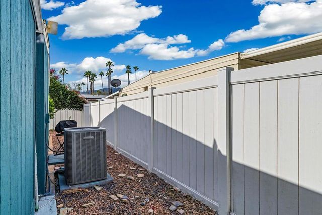 315 Kona Lane, Palm Springs, CA 92264