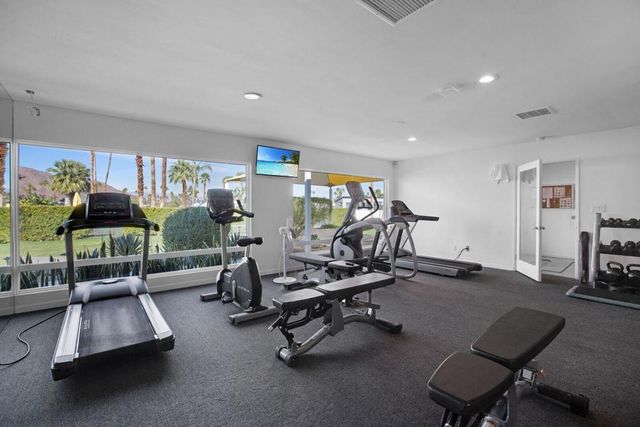 315 Kona Lane, Palm Springs, CA 92264