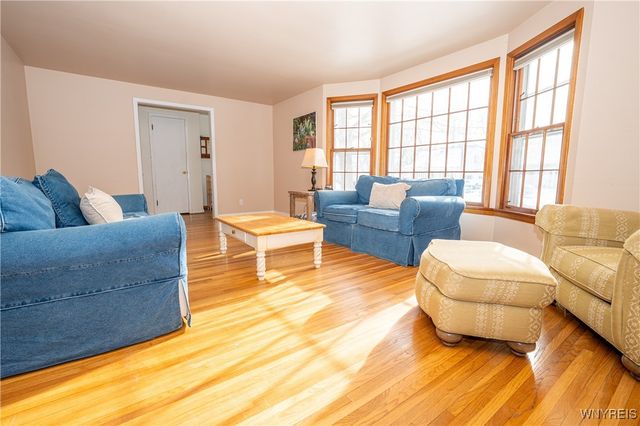 62 Parkside Avenue, Hamburg, NY 14075