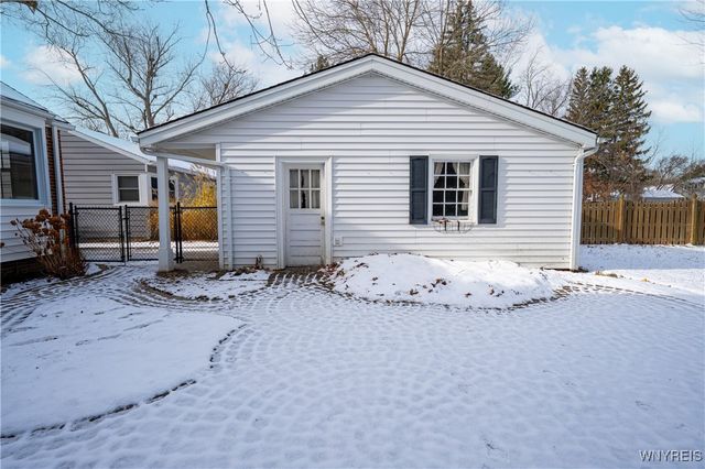 62 Parkside Avenue, Hamburg, NY 14075