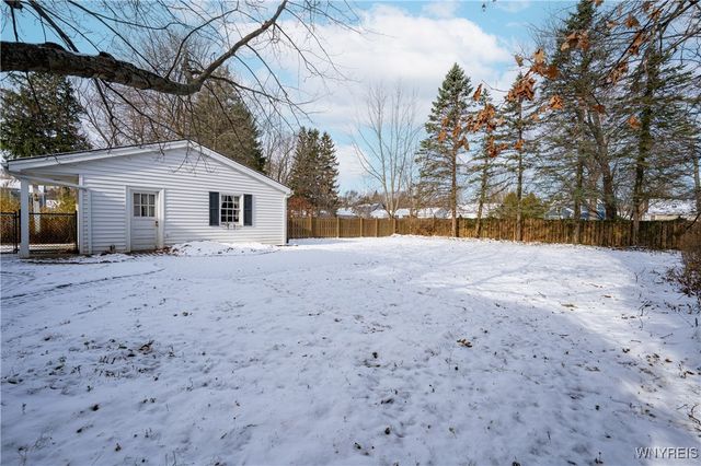 62 Parkside Avenue, Hamburg, NY 14075