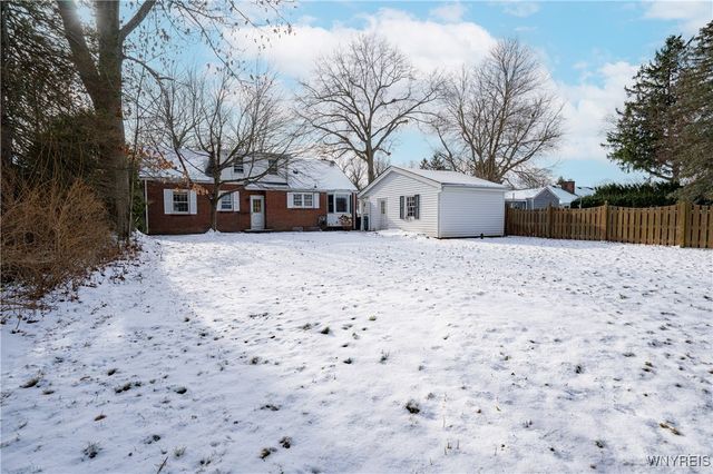 62 Parkside Avenue, Hamburg, NY 14075