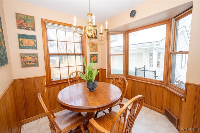 62 Parkside Avenue, Hamburg, NY 14075