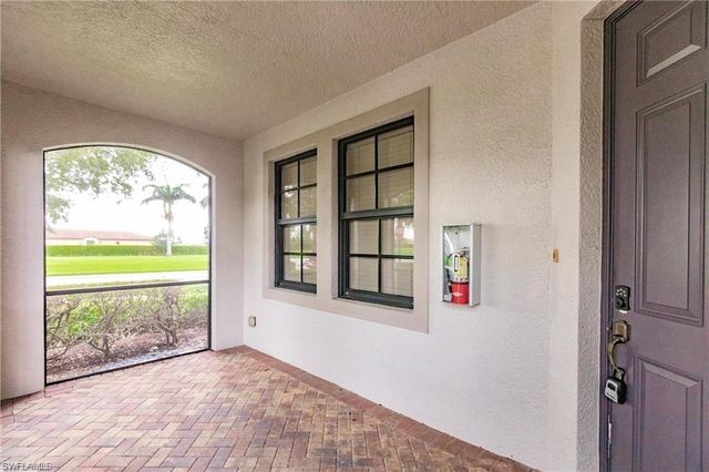 1375 Artesia DR E 503, Naples, FL 34113
