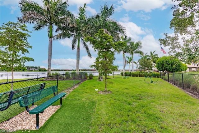 1375 Artesia DR E 503, Naples, FL 34113