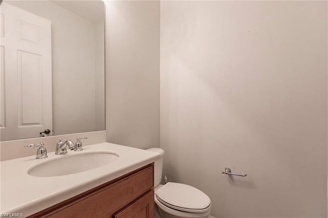 1375 Artesia DR E 503, Naples, FL 34113