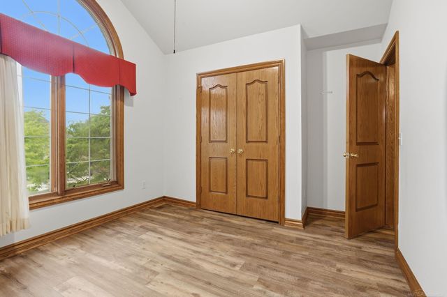 14450 Knightsbridge Drive, Shelby Twp, MI 48315
