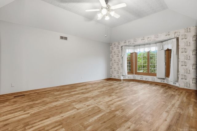 14450 Knightsbridge Drive, Shelby Twp, MI 48315