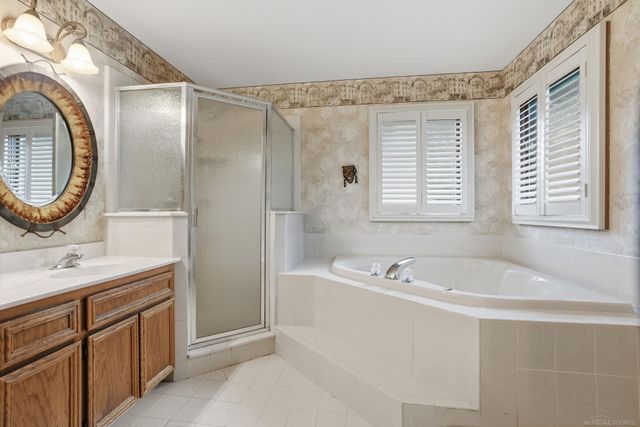 14450 Knightsbridge Drive, Shelby Twp, MI 48315