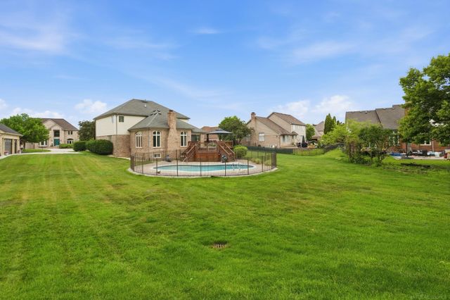 14450 Knightsbridge Drive, Shelby Twp, MI 48315