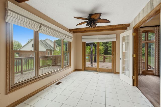 14450 Knightsbridge Drive, Shelby Twp, MI 48315