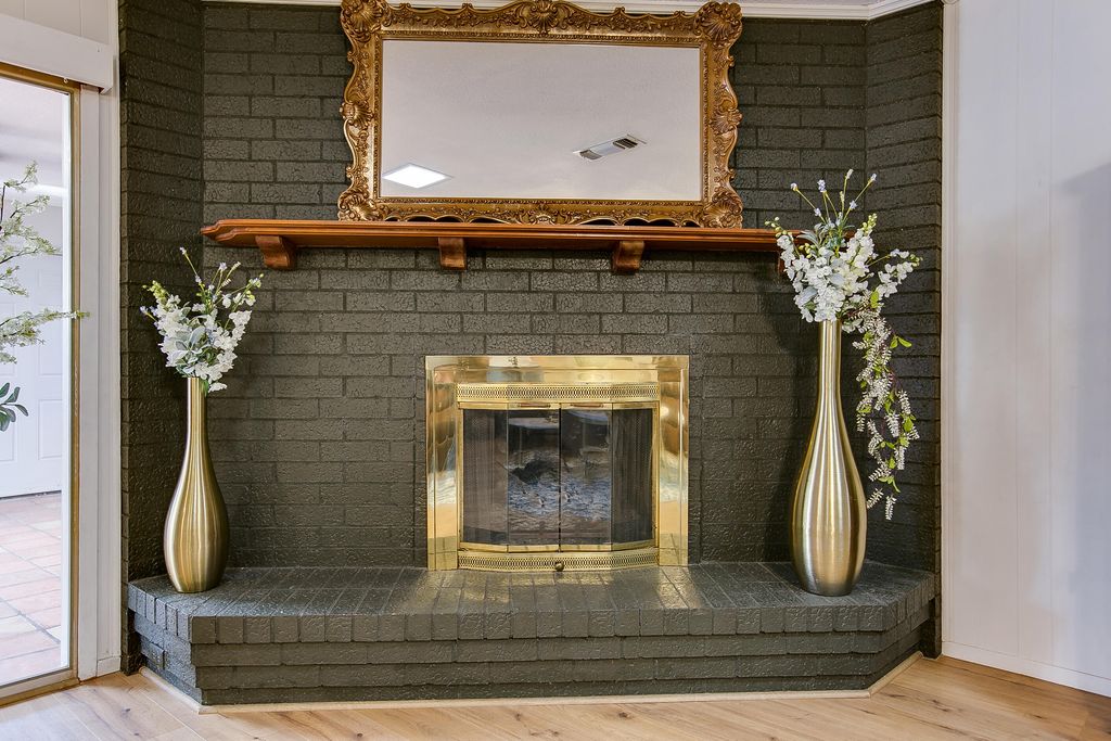 Image 11 of property listing at 2725 Alta Vista Lane, San Angelo, TX 76904