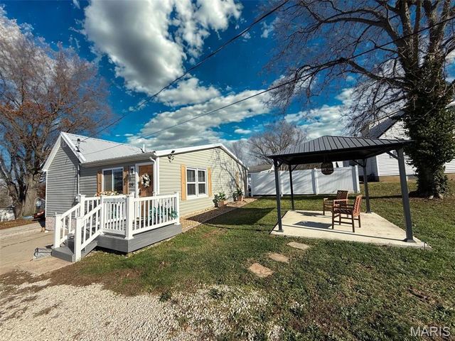 119 E 12th Street A, Hermann, MO 65041