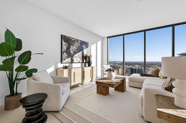 275 1ST AVE S 2706, St Petersburg, FL 33701