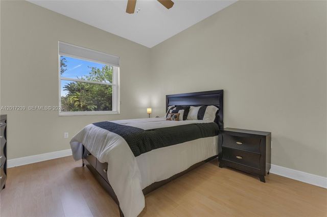 3973 SW 140th Ave, Davie, FL 33330