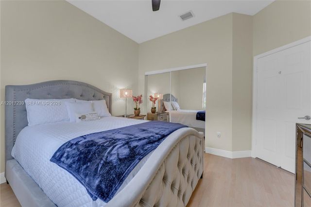 3973 SW 140th Ave, Davie, FL 33330