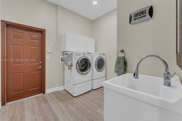 3973 SW 140th Ave, Davie, FL 33330