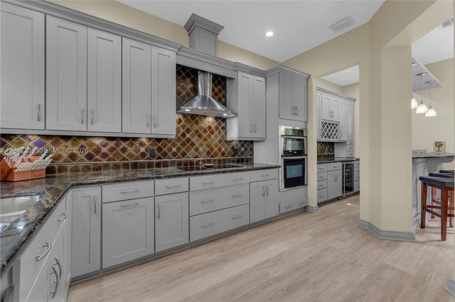 3973 SW 140th Ave, Davie, FL 33330