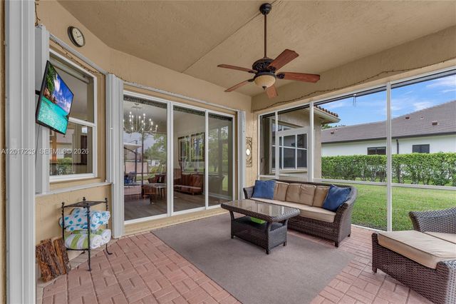3973 SW 140th Ave, Davie, FL 33330